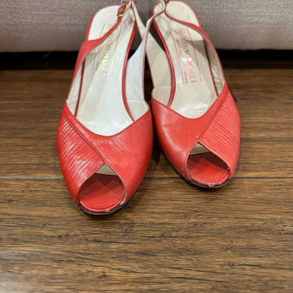 Women's Vintage 80s Bruno Magli Sling Open Toe Suede & Leather Red Heels 8 AA - Picture 2 of 7